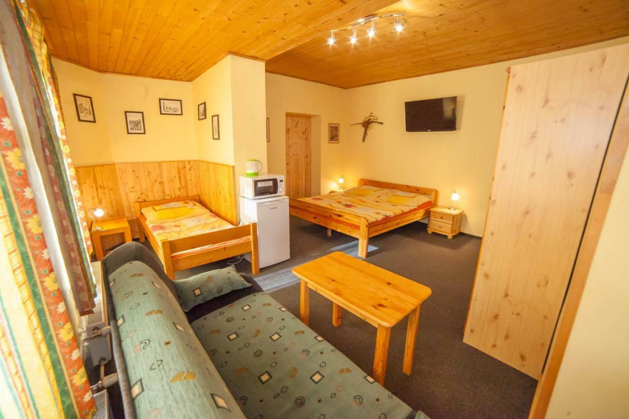 Penzion Na Rozcesti Janov nad Nisou Luaran gambar